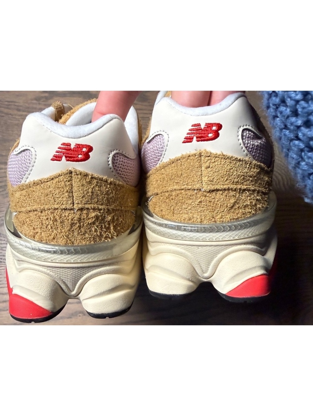 New Balance 608 Suede and Mesh Sneakers Size 7 - Picture 3 of 10